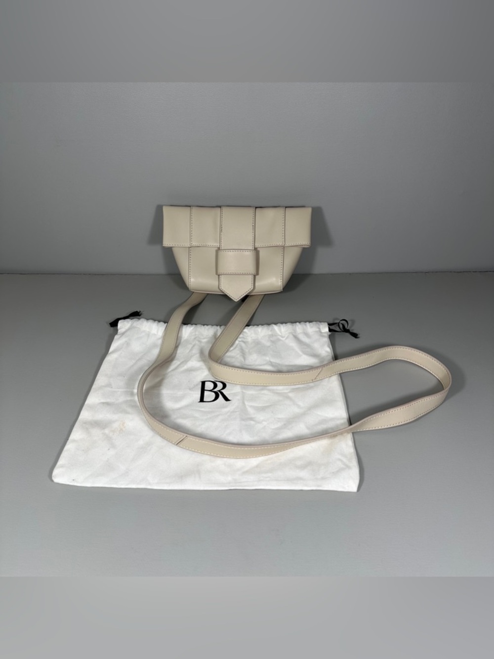 Banana Republic Factory Leather Mini Tab Crossbody Euc Bag View 2